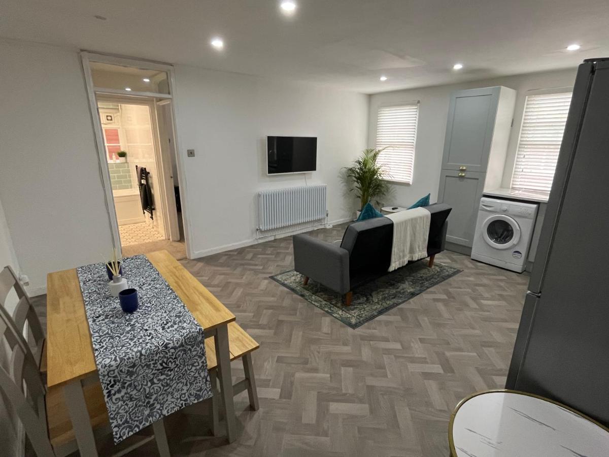 Warwick Town Centre Property Exteriér fotografie
